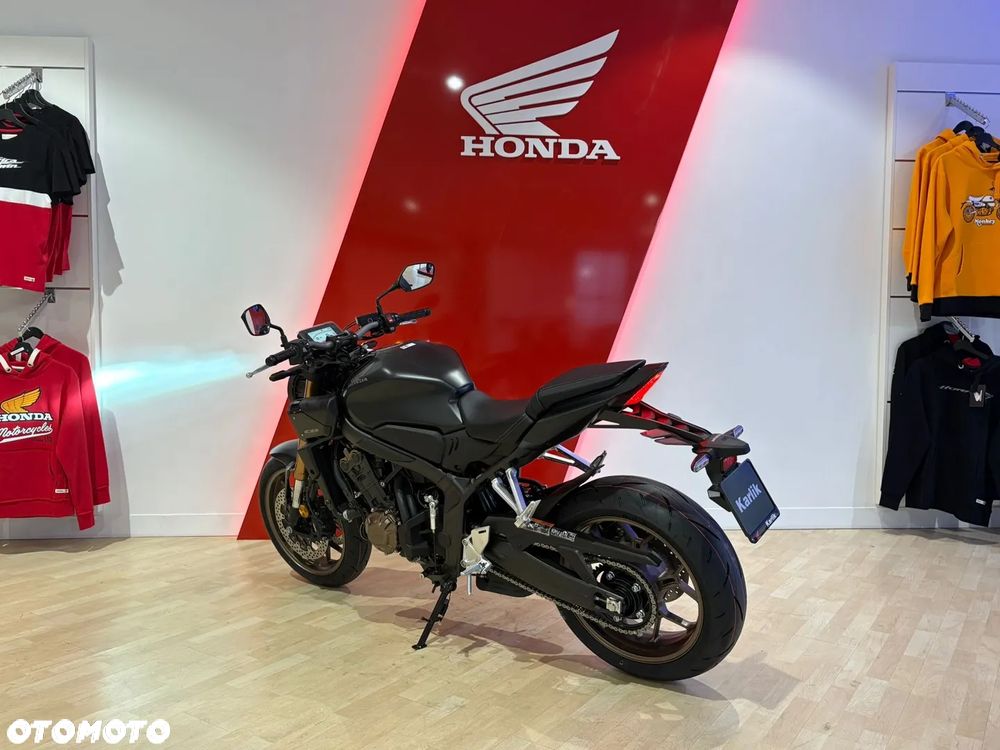 Honda CB - 4
