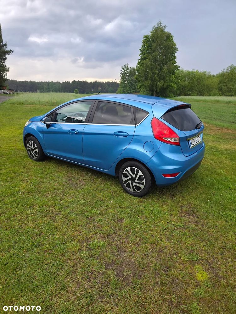 Ford Fiesta 1.4 Titanium - 9