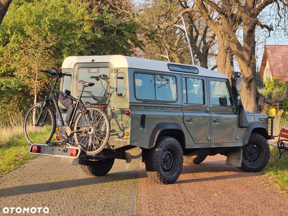 Land Rover Defender - 4