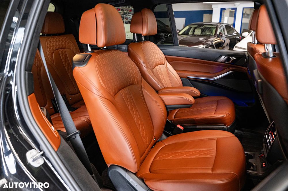 BMW X7 M50i - 7