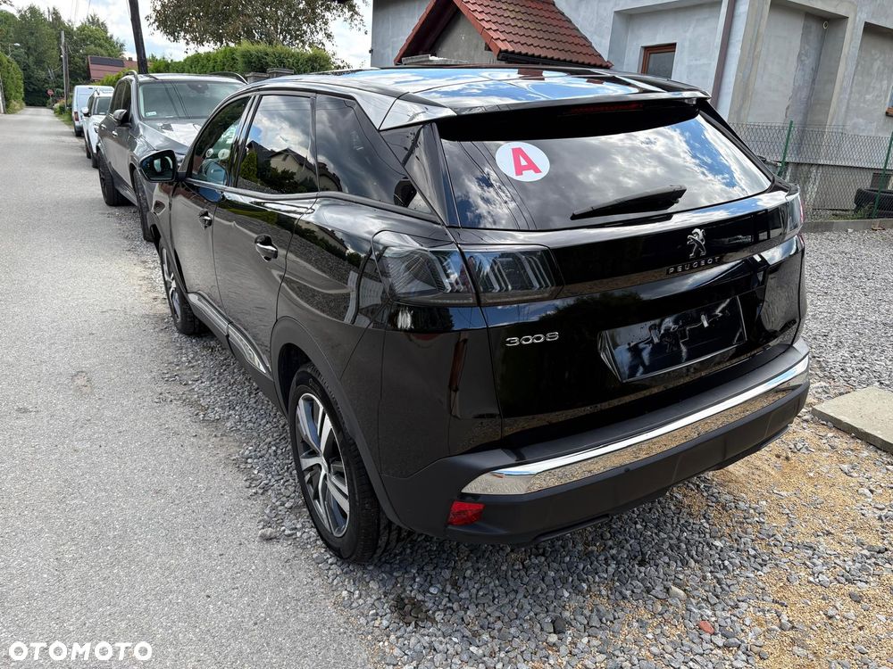 Peugeot 3008 1.2 PureTech Allure S&S EAT6 - 14