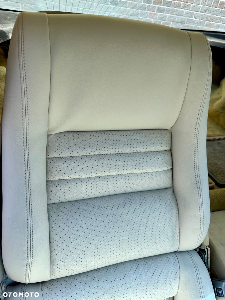 Chevrolet Corvette - 22