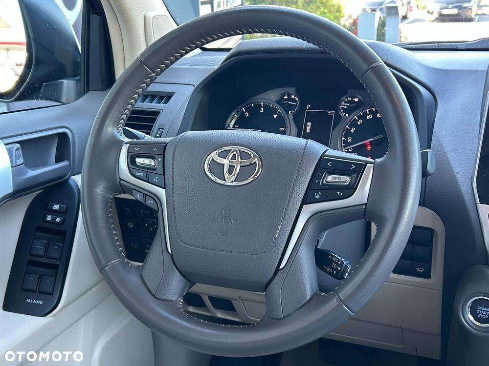 Toyota Land Cruiser LC 2.8 D-4D Prado - 14