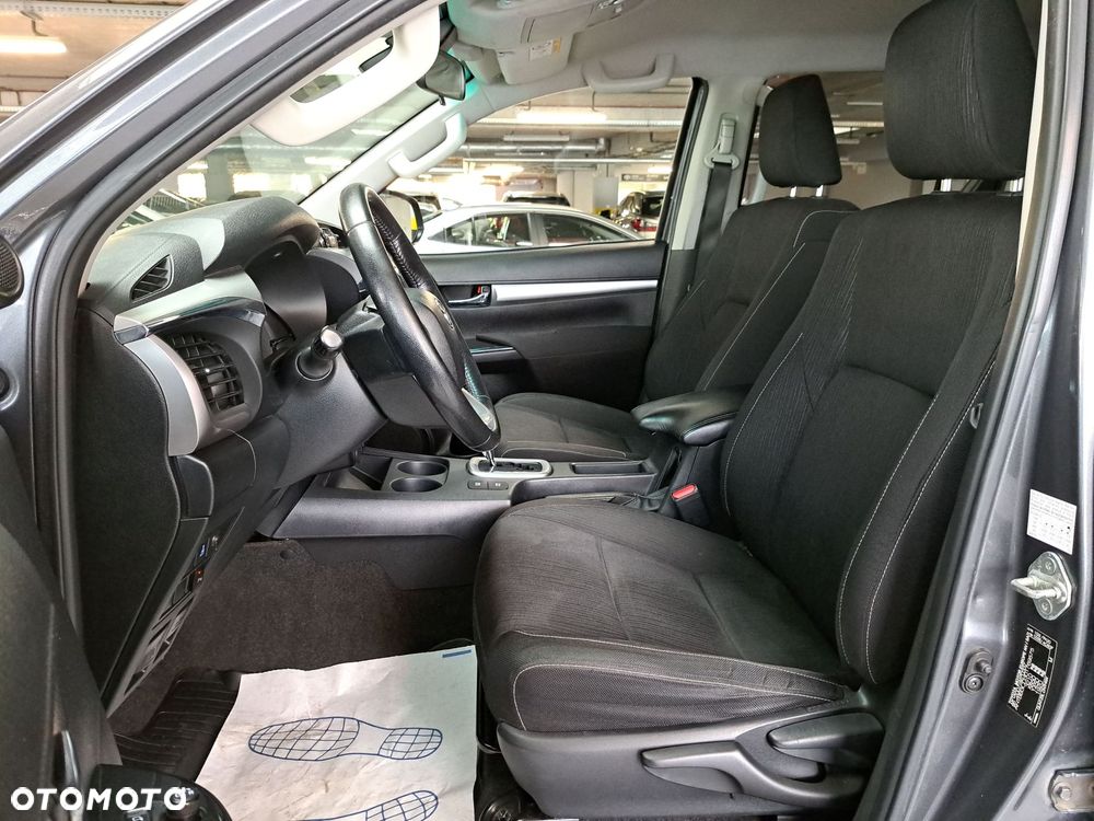Toyota Hilux 2.4 D-4D Double Cab SR5 4x4 - 12