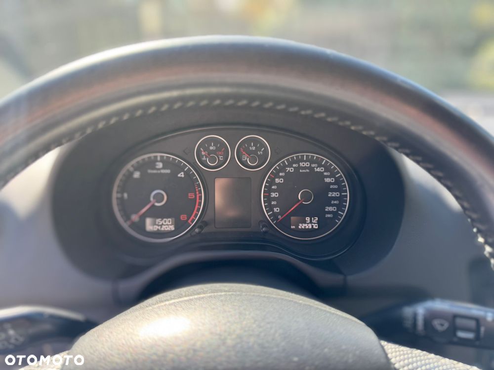 Audi A3 Sportback 2.0 TDI DPF Ambition - 8