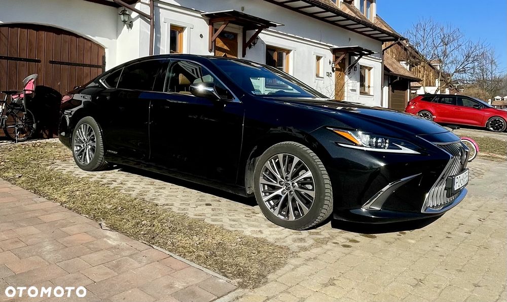 Lexus ES - 8