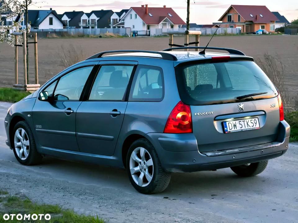 Peugeot 307 2.0 Oxygo - 2