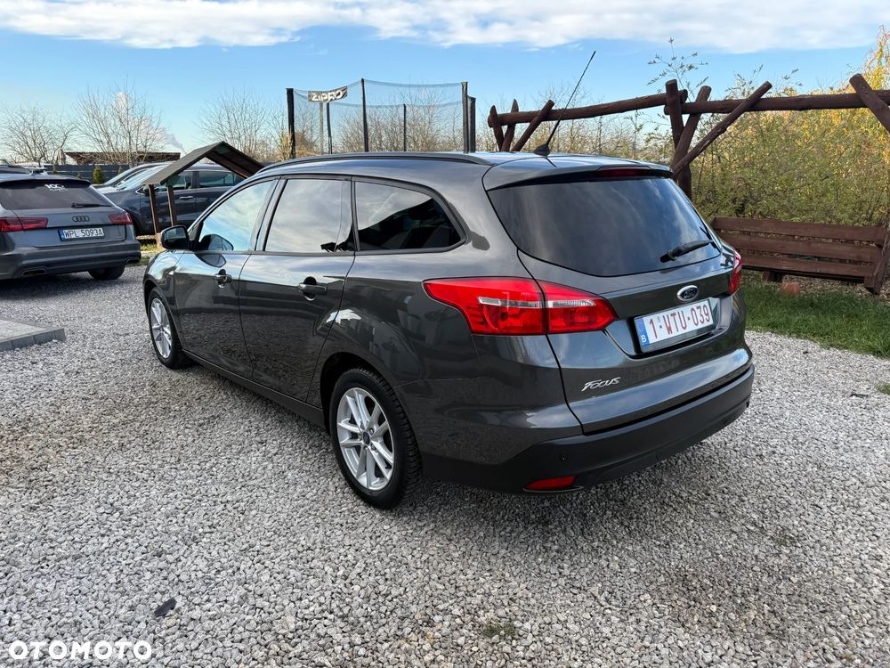 Ford Focus - 14