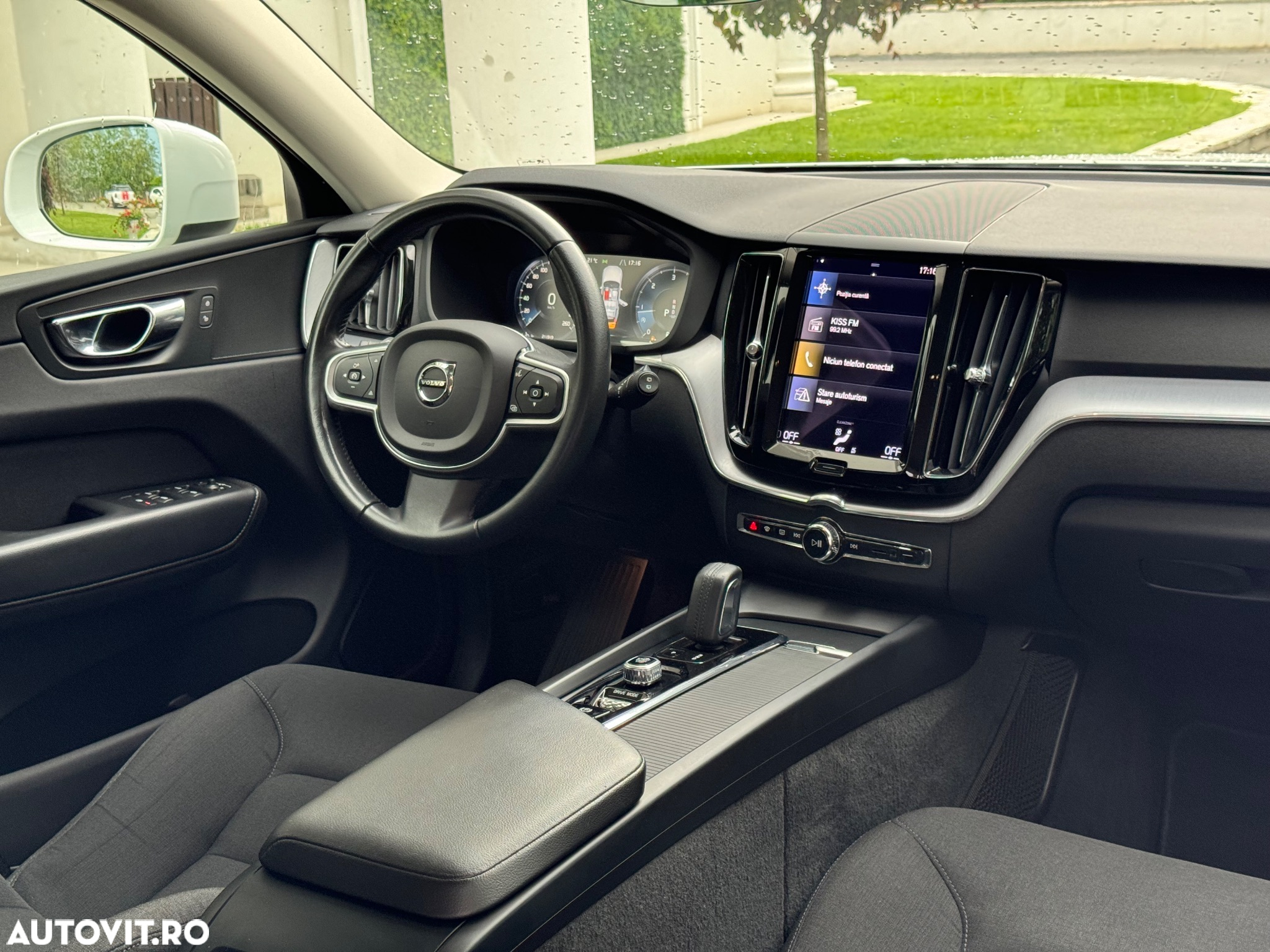 Volvo XC 60 B4 D AWD Geartronic Momentum - 18