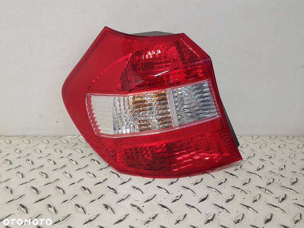 NOWA ORYGINALNA LAMPA LEWA TYLNA LEWY TYŁ BMW 1 e87 6924501 - 3
