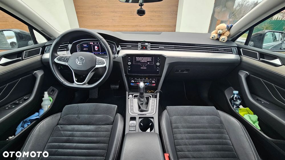 Volkswagen Passat 2.0 TSI Elegance DSG - 8