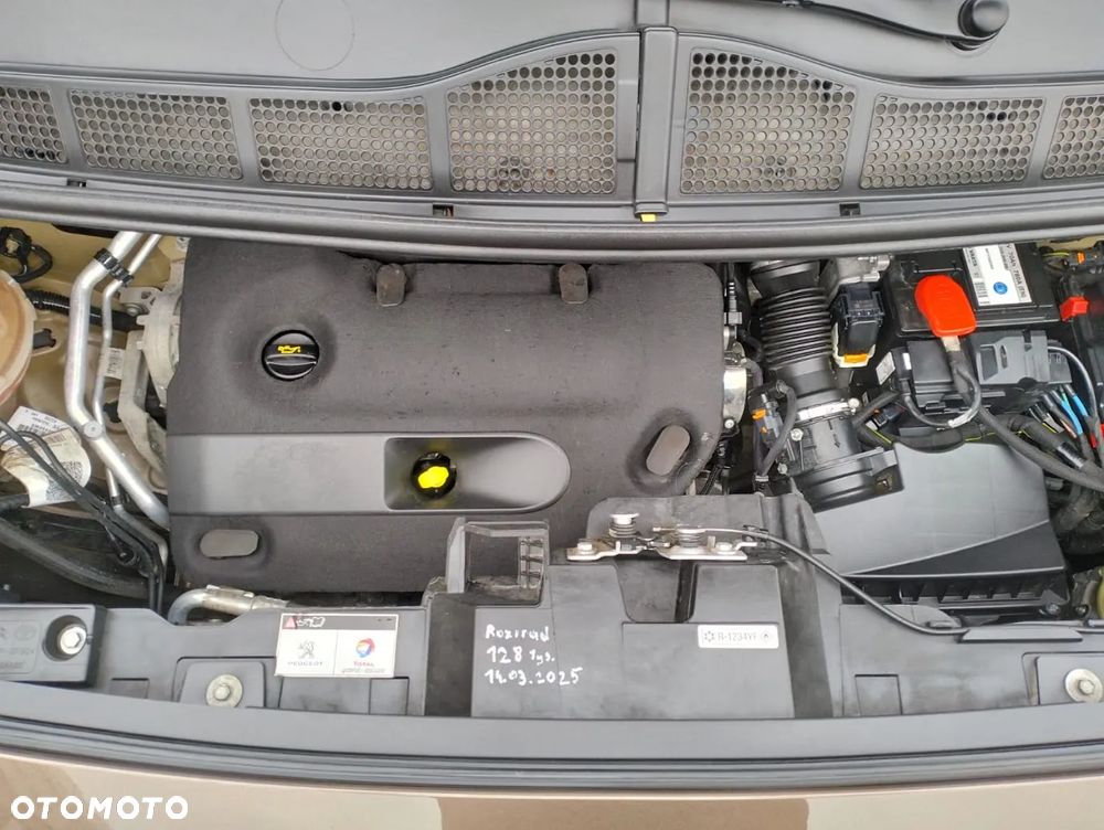 Peugeot Traveller 2.0 BlueHDi Standard Business - 19