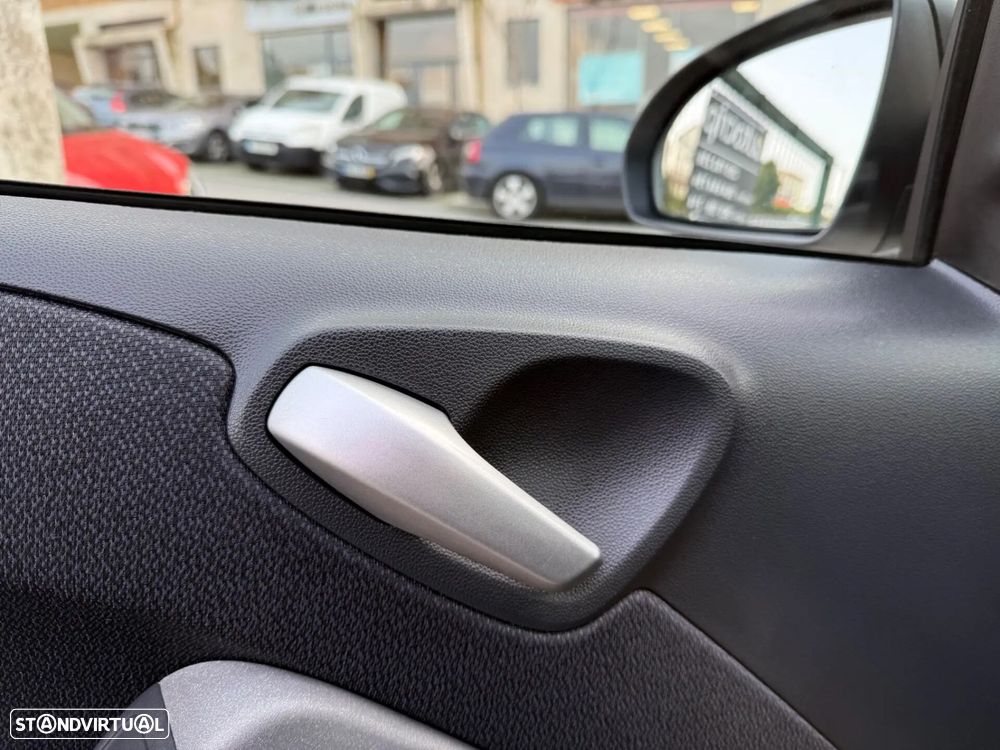 Smart ForTwo Coupé 1.0 mhd Pulse 71 - 28