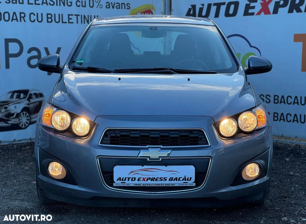 Chevrolet Aveo 1.6 LTZ - 12