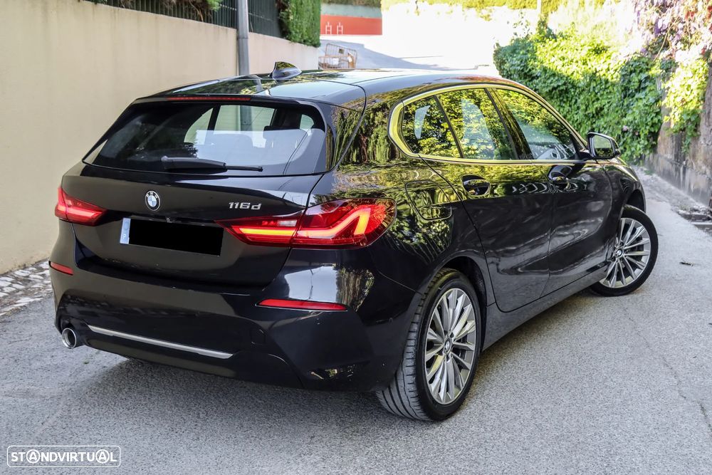 BMW 116 d Line Luxury Auto - 2