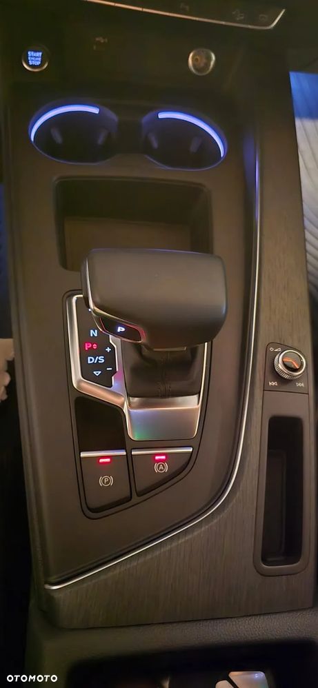 Audi A4 Allroad - 24