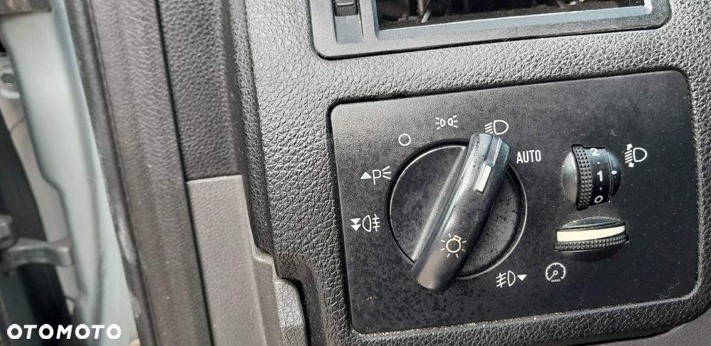 Ford Focus C-Max 1.8 Ghia - 28