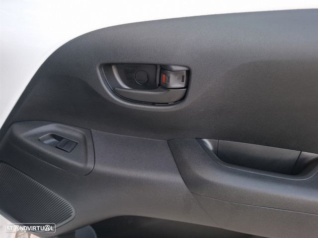 Citroën C1 VTi S&S Live - 39