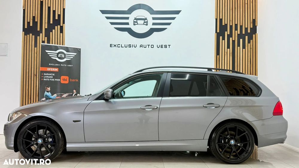 BMW Seria 3 320d DPF Touring - 15