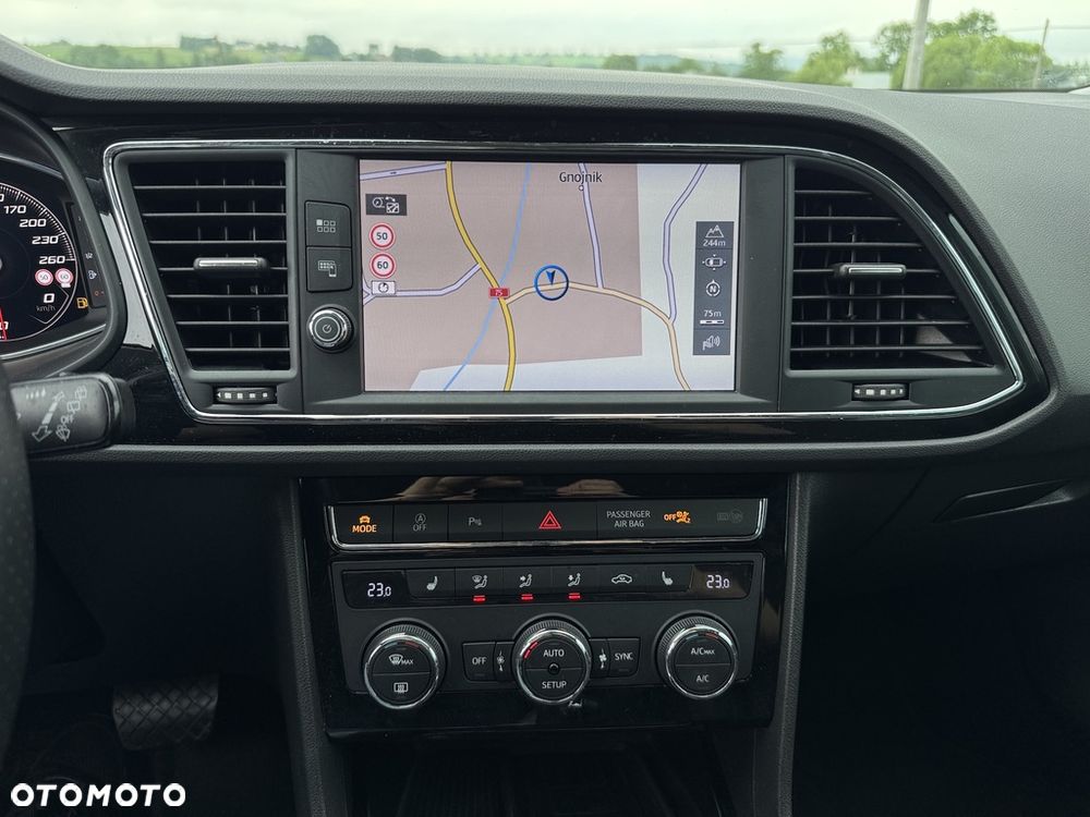 Seat Leon 2.0 TSI DSG OPF FR - 9