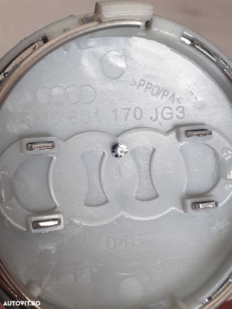 Capace-Jante-Gri-61-MM-Sigla-Audi-A1-A3-A4-A5-A6-A7-A8-Q3-Q5-Q7-Sline - 2