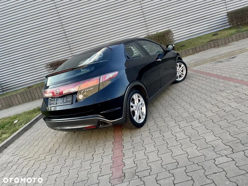 Honda Civic 1.8i-VTEC Sport - 8