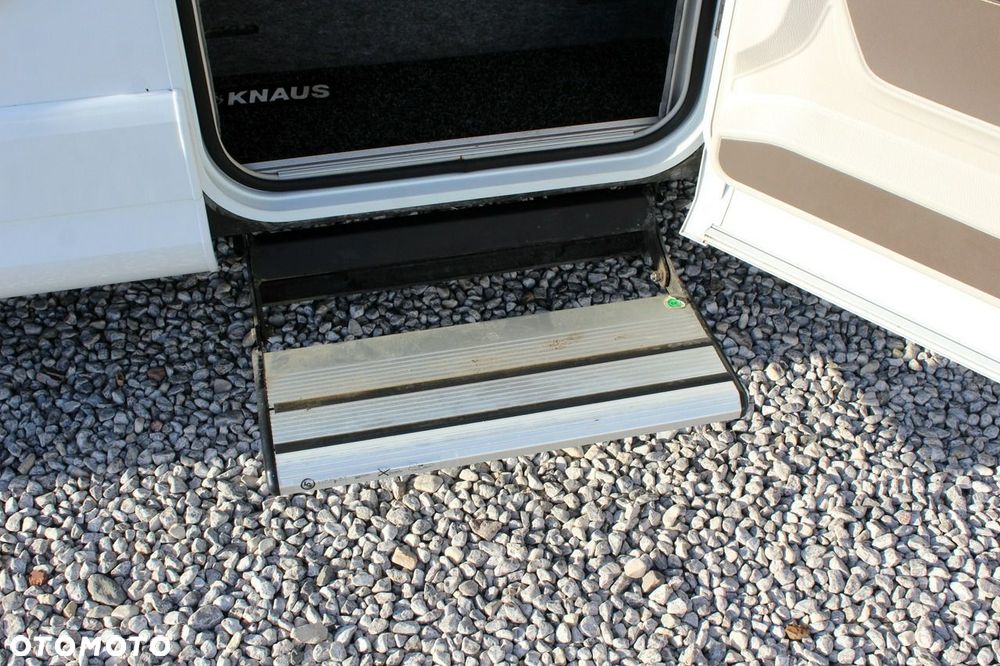 KNAUS L!VE WAVE 700 MEG - 27
