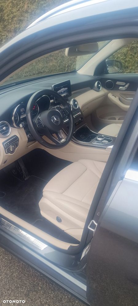 Mercedes-Benz GLC 350 e 4Matic 7G-TRONIC Exclusive - 9