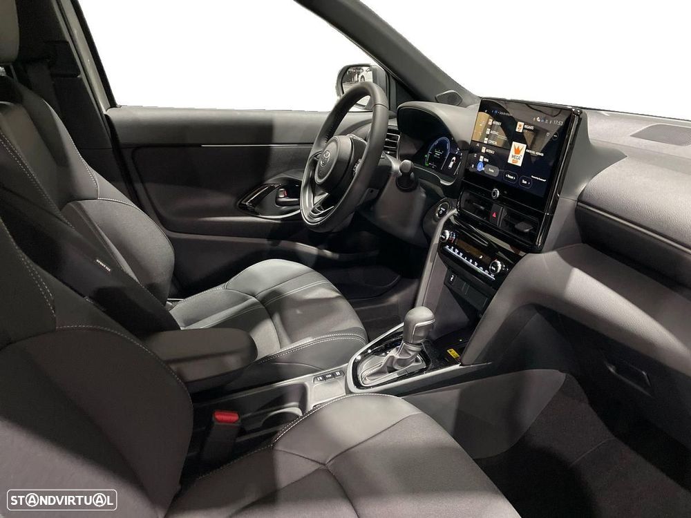Toyota Yaris Cross 1.5 HDF Luxury - 7