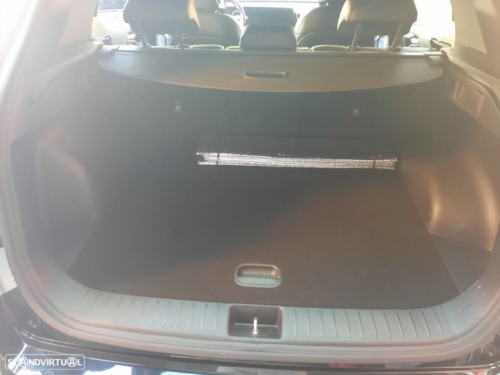 Kia Sportage 1.6 T-GDi HEV Tech+SRF - 16