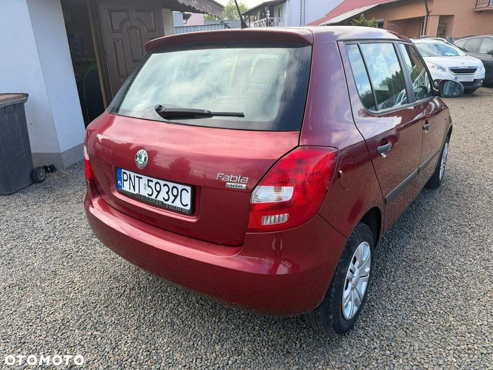 Skoda Fabia - 4