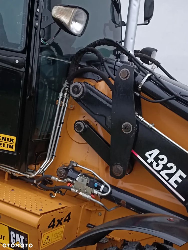 Caterpillar 432 E - 11