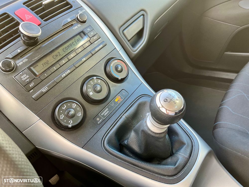 Toyota Auris 1.4 D-4D ACtive+AC - 36