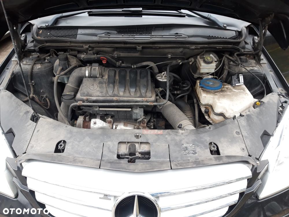 Mercedes-Benz Klasa B 180 CDI Autotronic - 15