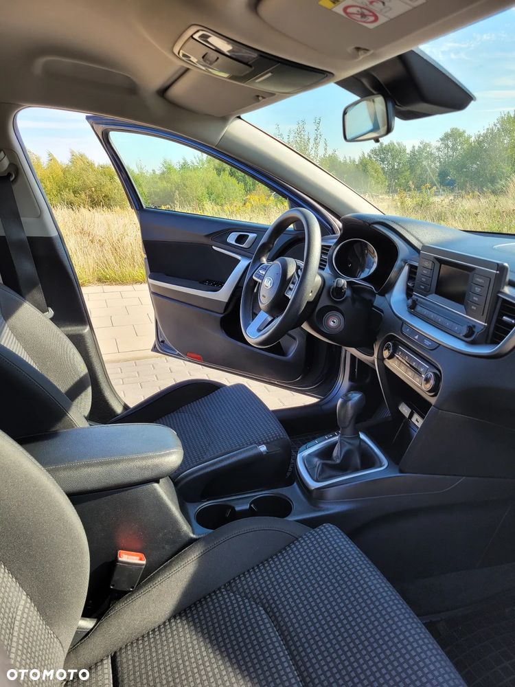 Kia Ceed 1.6 CRDi SCR L - 5