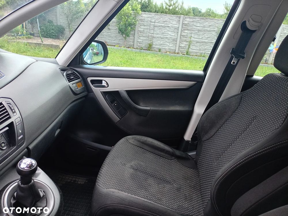 Citroën C4 Picasso 1.8 16V Advance - 12