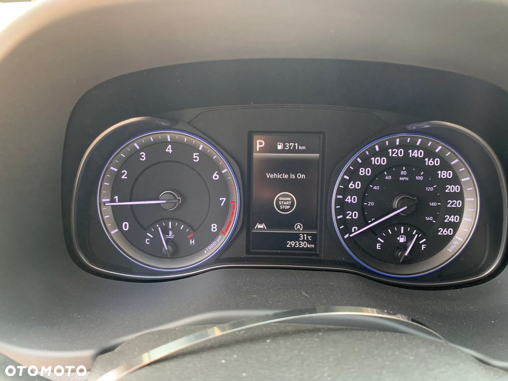 Hyundai Kona - 17