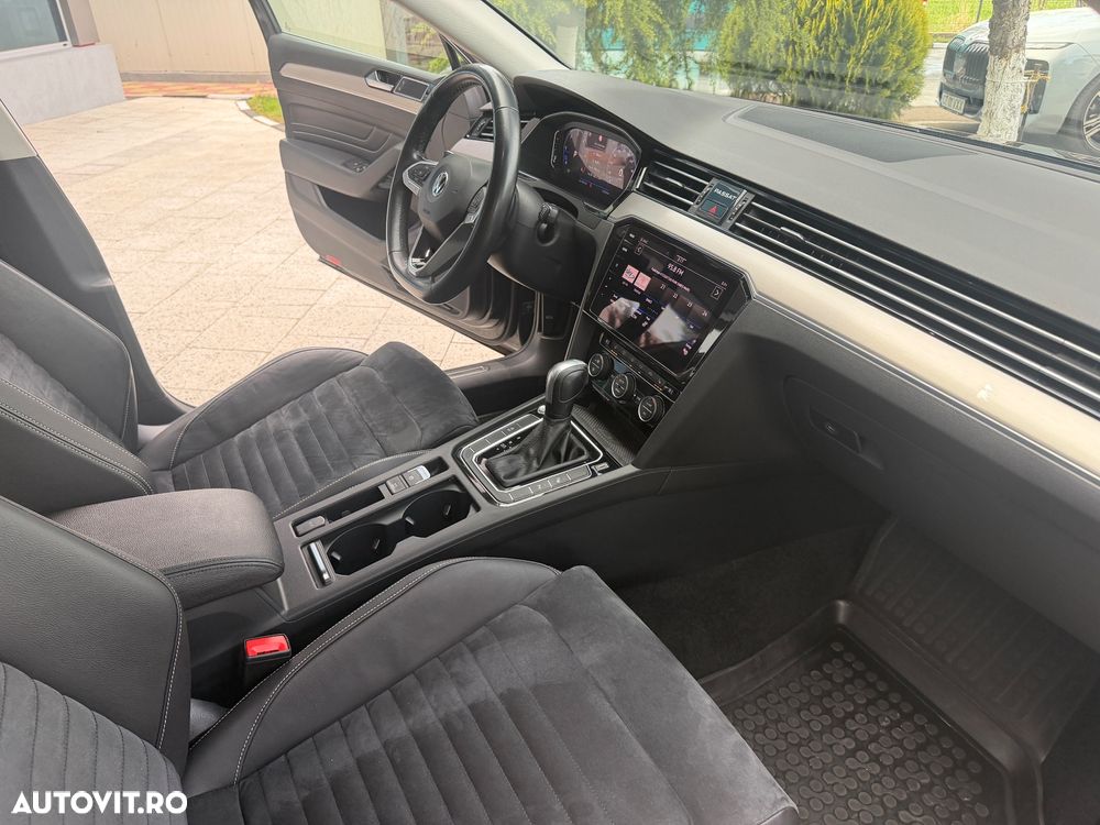 Volkswagen Passat 2.0 TDI SCR DSG Comfortline - 31