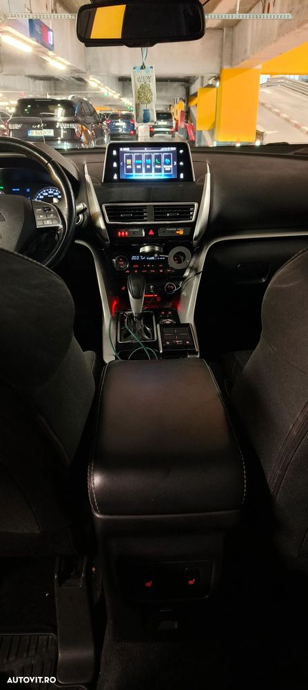 Mitsubishi Eclipse-Cross 1.5-litre 16-valve DOHC MIVEC 4X4 Instyle+ Aut. - 16