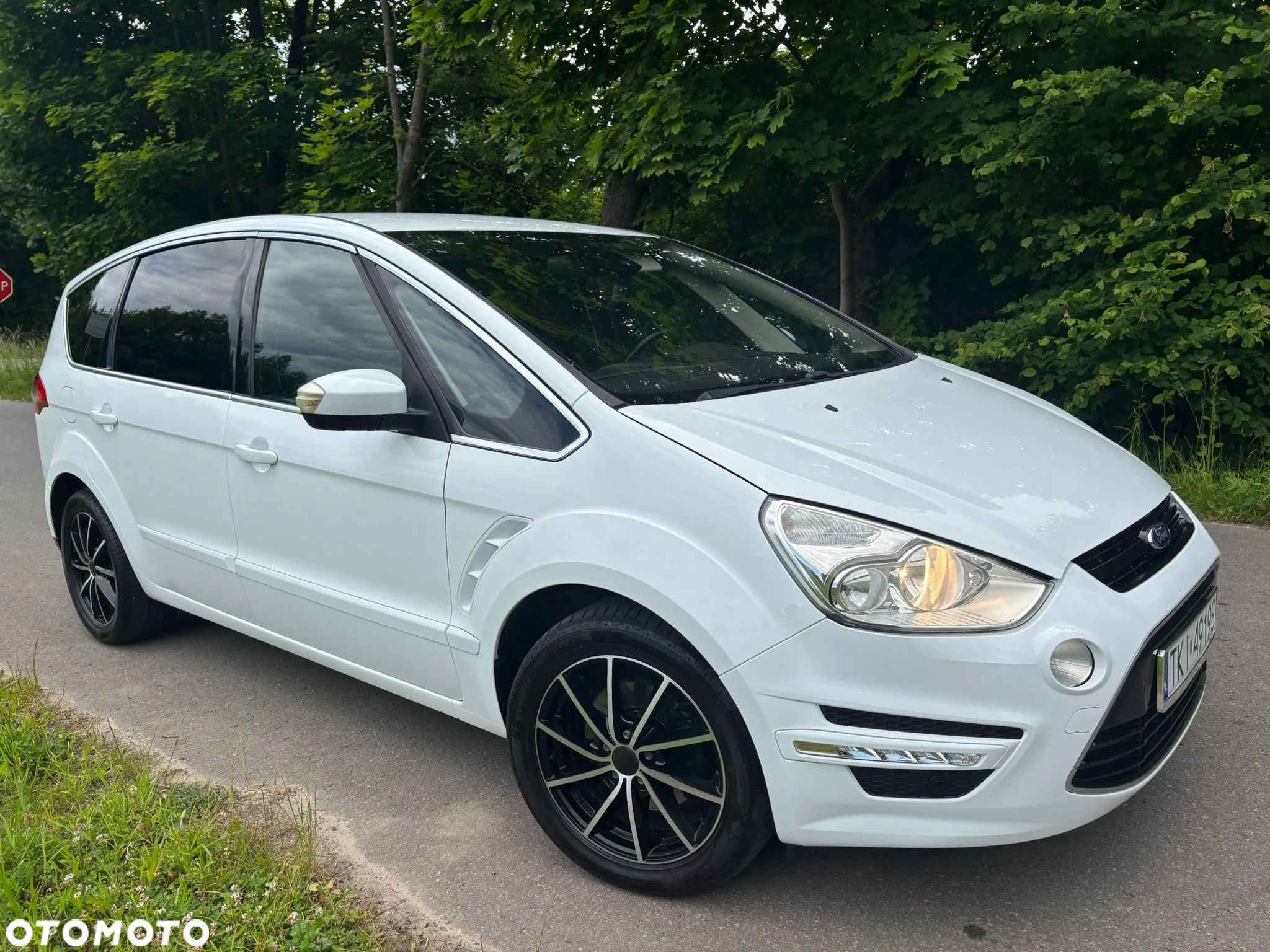 Ford S-Max 2.0 TDCi DPF Titanium - 1