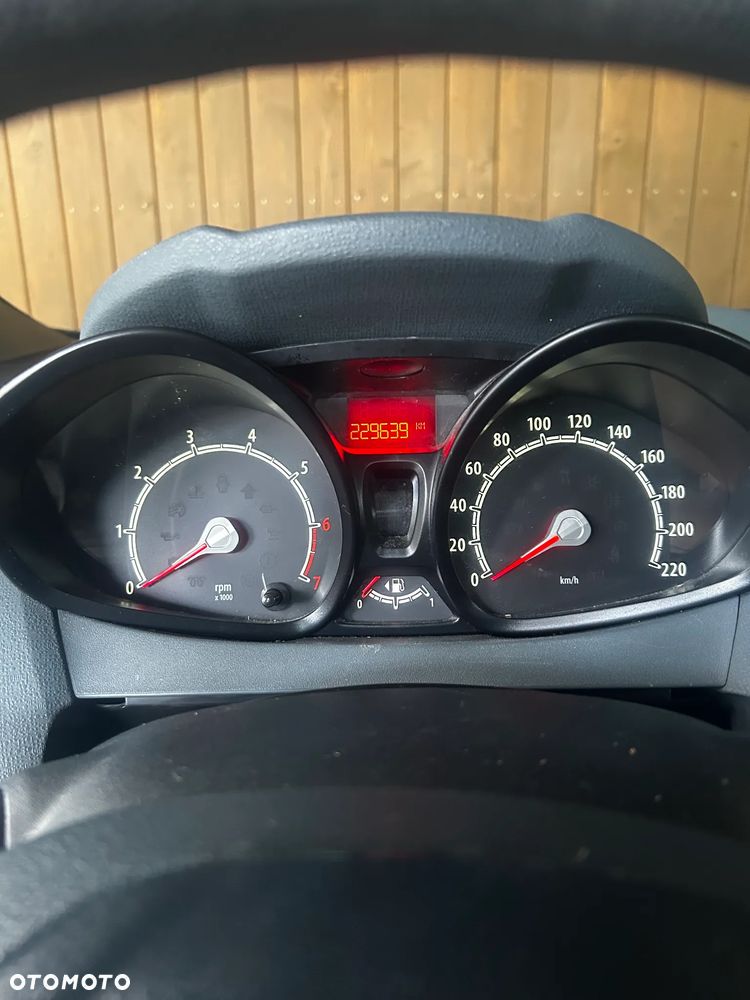 Ford Fiesta 1.25 Trend - 7