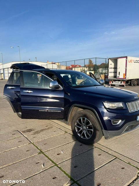 Jeep Grand Cherokee - 8