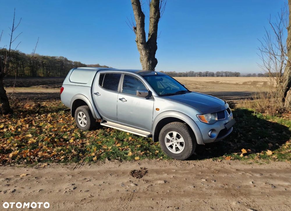 Mitsubishi L200 - 7