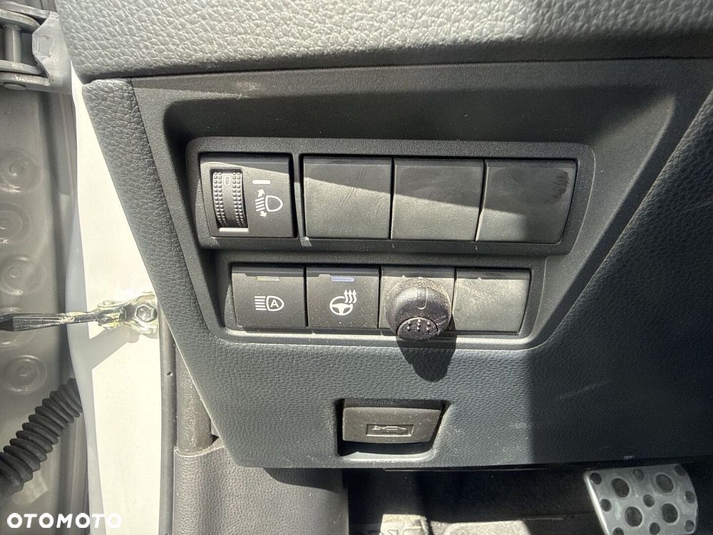 Toyota Yaris Hybrid 1.5 GR Sport - 24