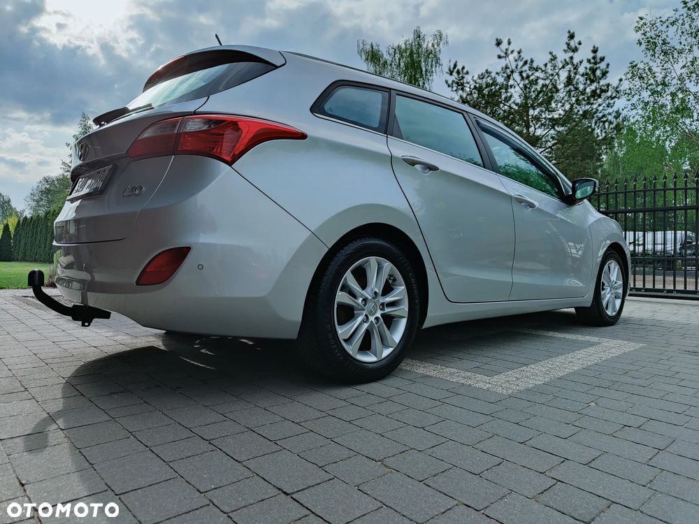 Hyundai i30 blue Kombi 1.6 CRDi Classic - 30