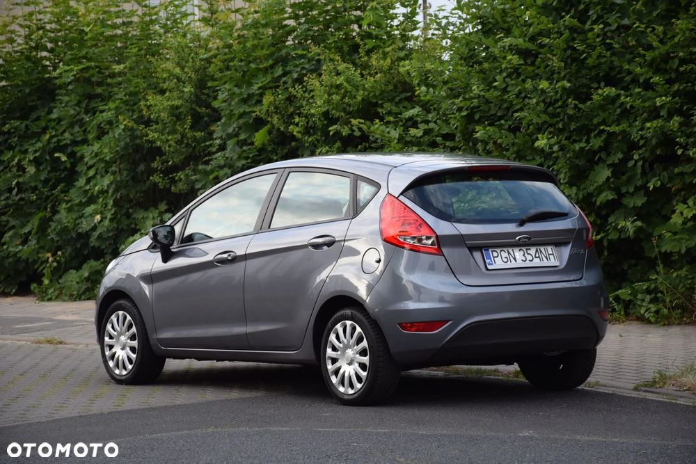 Ford Fiesta 1.25 Champions Edition - 9