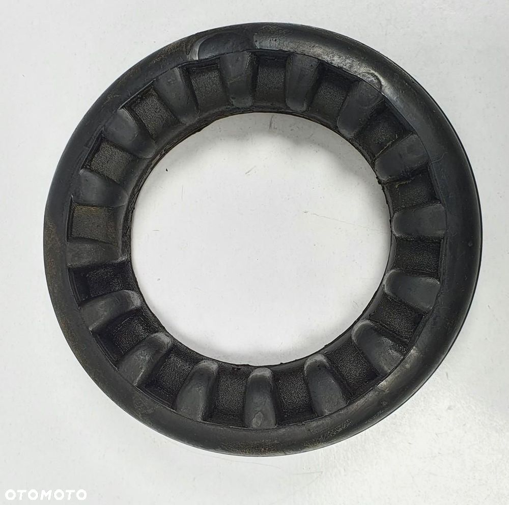 GUMA PODKŁADKA SPRĘŻYNY VOLVO C30 3M51-5599-BC - 1