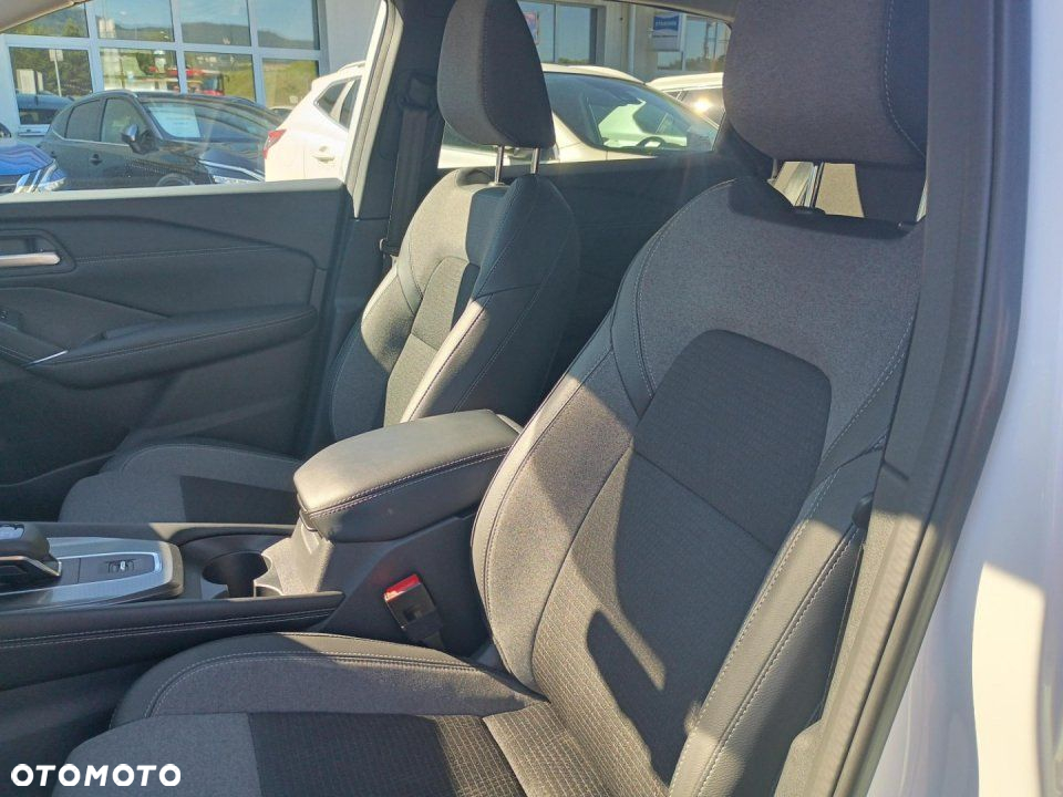 Nissan Qashqai - 12