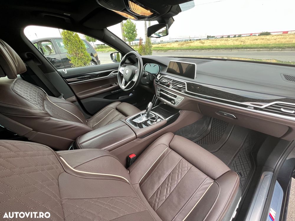BMW Seria 7 740d xDrive - 33