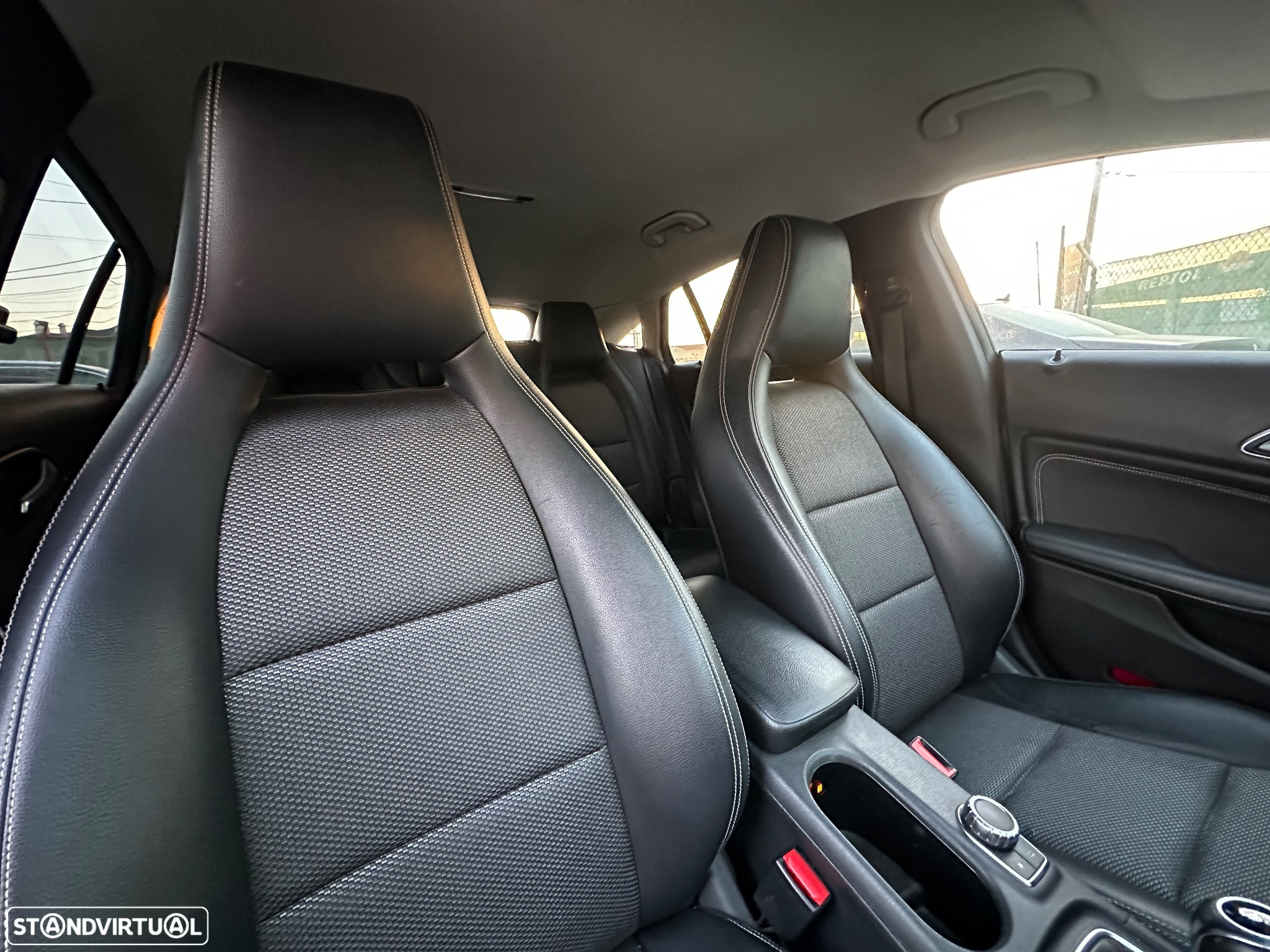 Mercedes-Benz CLA 180 d Shooting Brake - 14